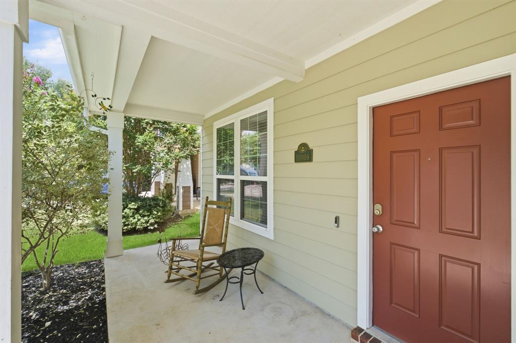 10009 Concord Drive Property Photo 3
