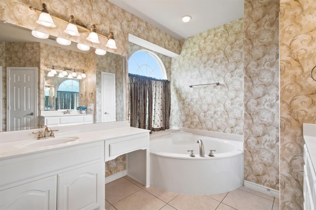 2703 Pottery Trail Property Photo 16