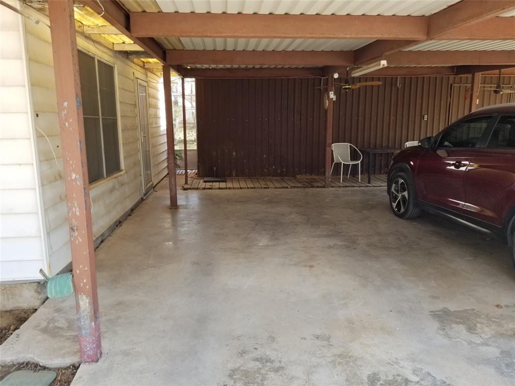 201 Hillcrest Drive Property Photo 7