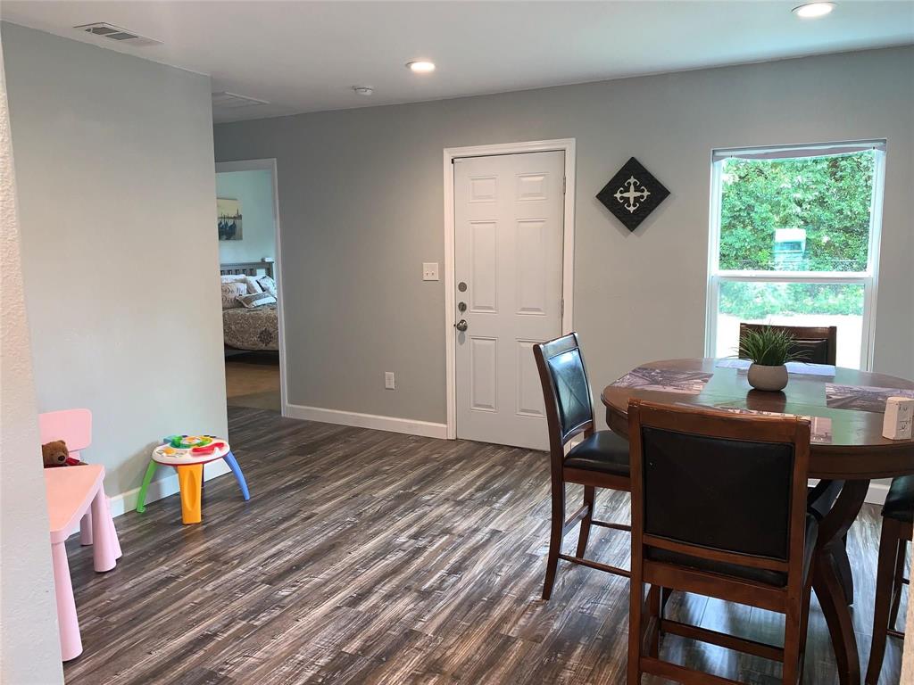 2310 Dathe Street Property Photo 8