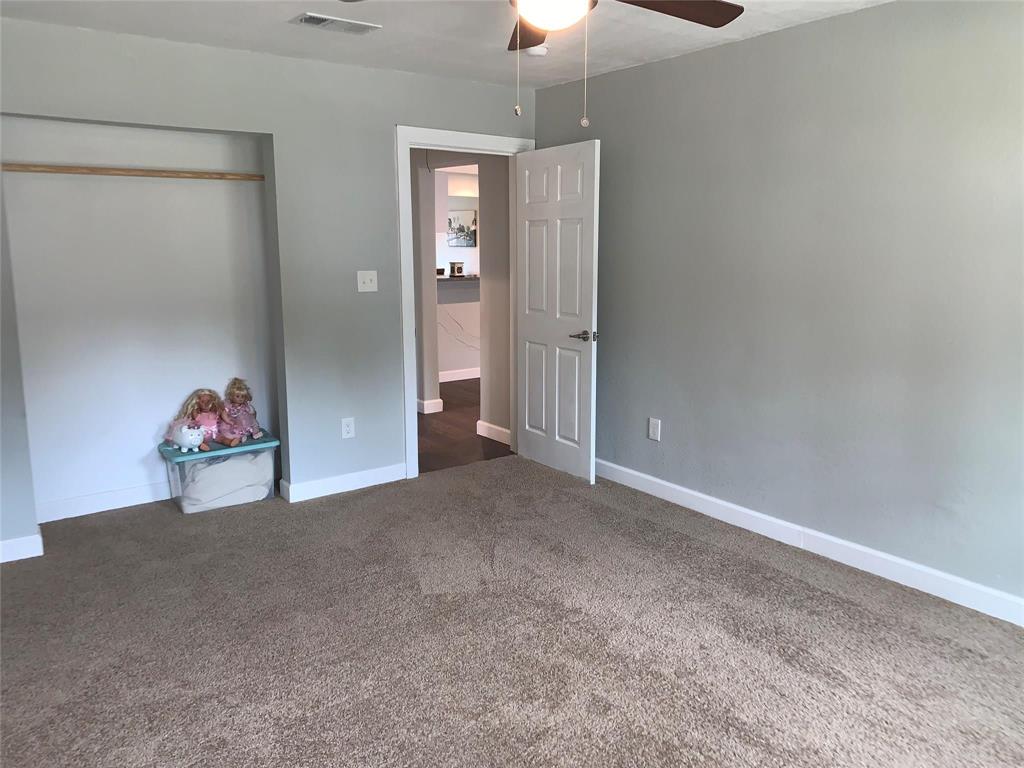 2310 Dathe Street Property Photo 11