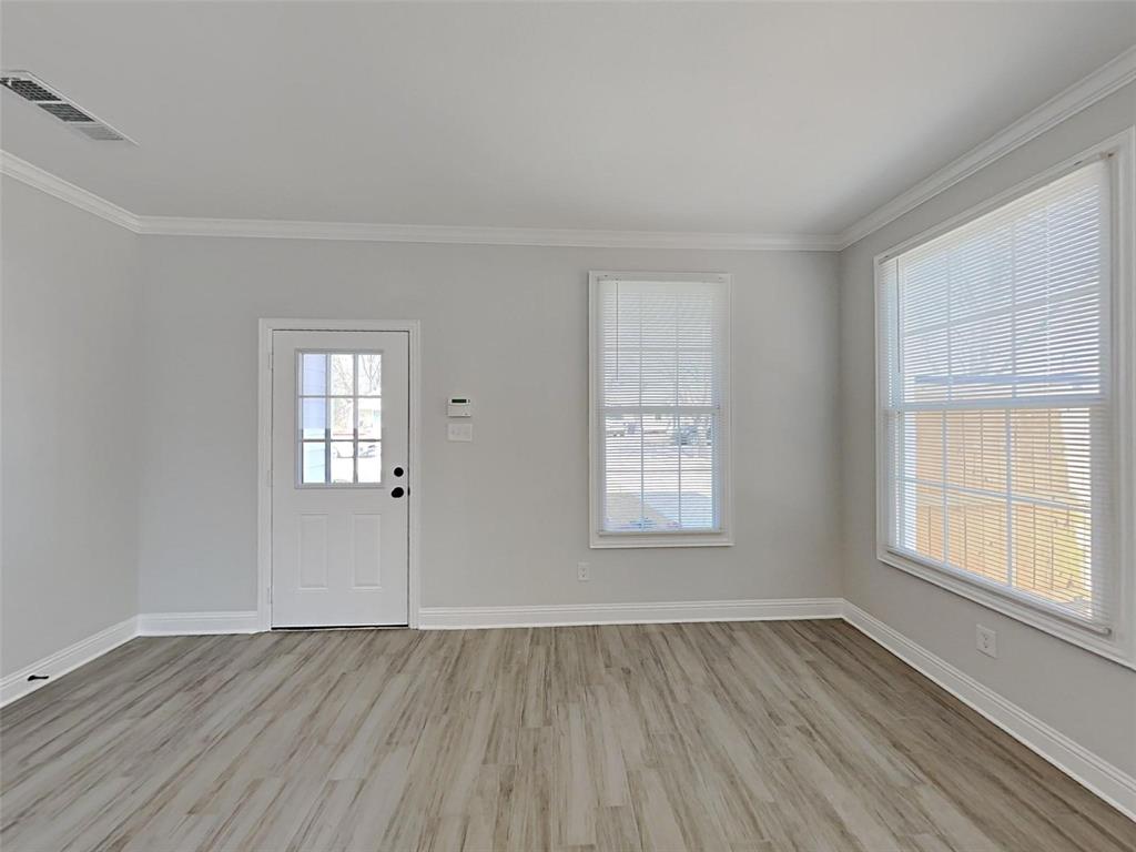 1032 E Leuda Street Property Photo 2