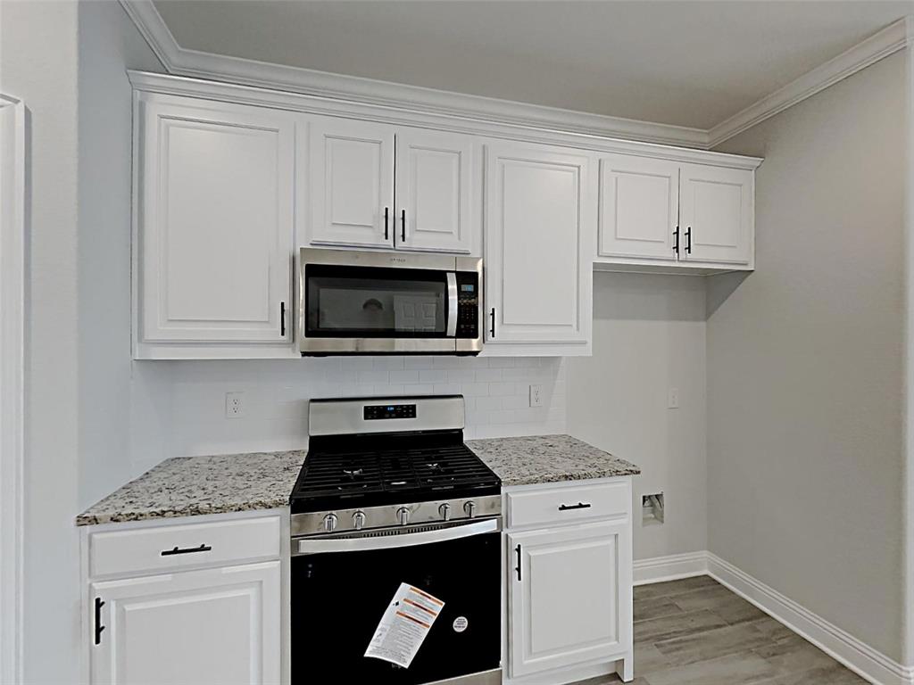 1032 E Leuda Street Property Photo 6