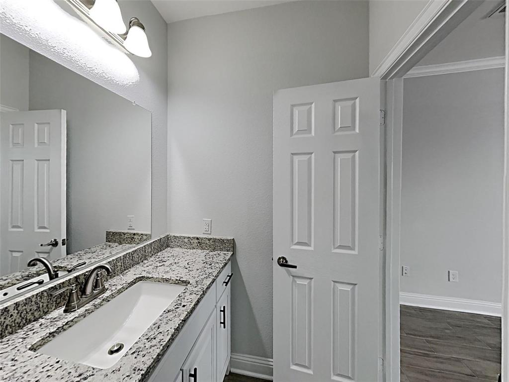 1032 E Leuda Street Property Photo 14
