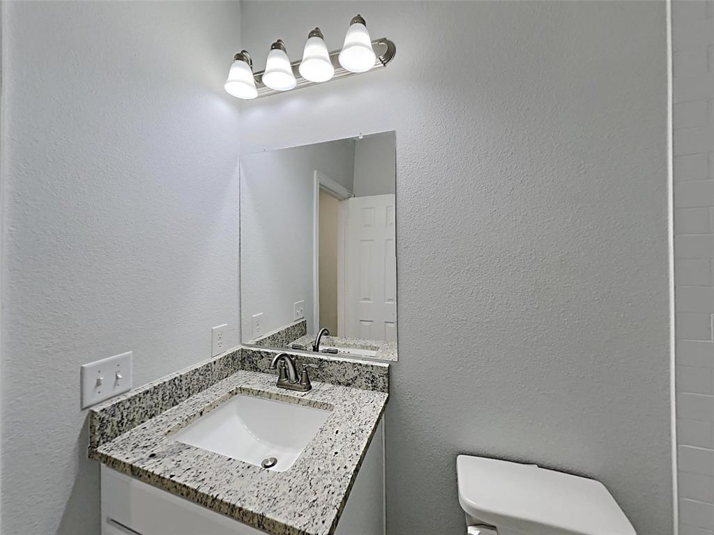 1032 E Leuda Street Property Photo 17
