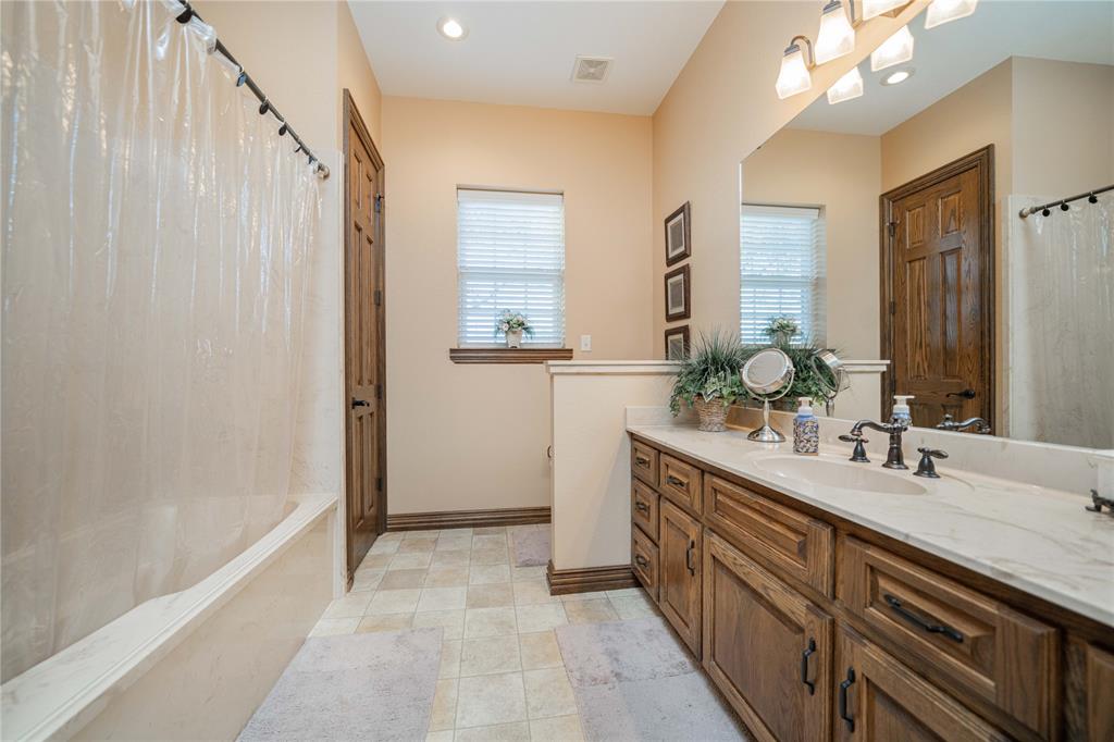1032 W Fm 900 Property Photo 22
