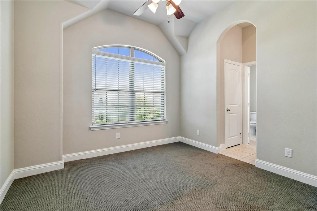 1742 Amalfi Drive Property Photo 19