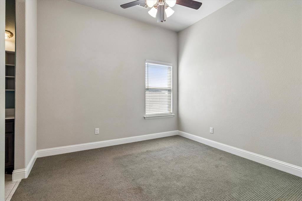 1742 Amalfi Drive Property Photo 21