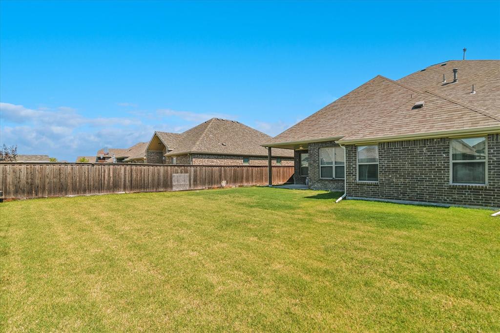1742 Amalfi Drive Property Photo 29
