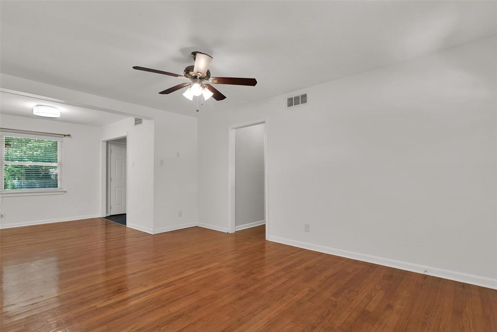 2209 Costa Mesa Drive Property Photo 5