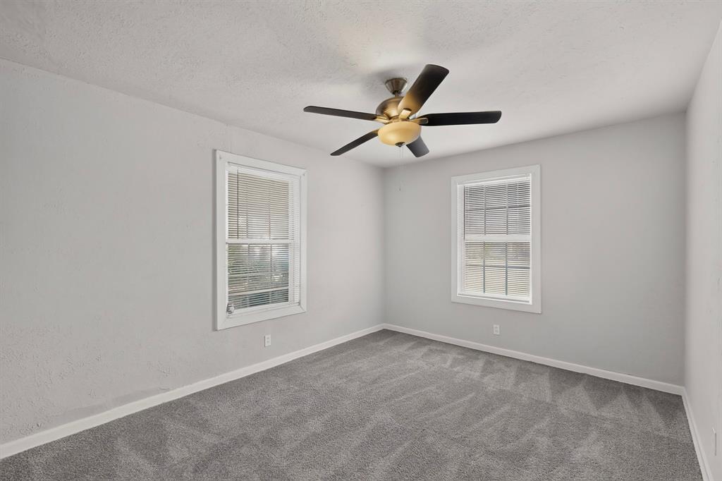 5573 Burton Avenue Property Photo 13