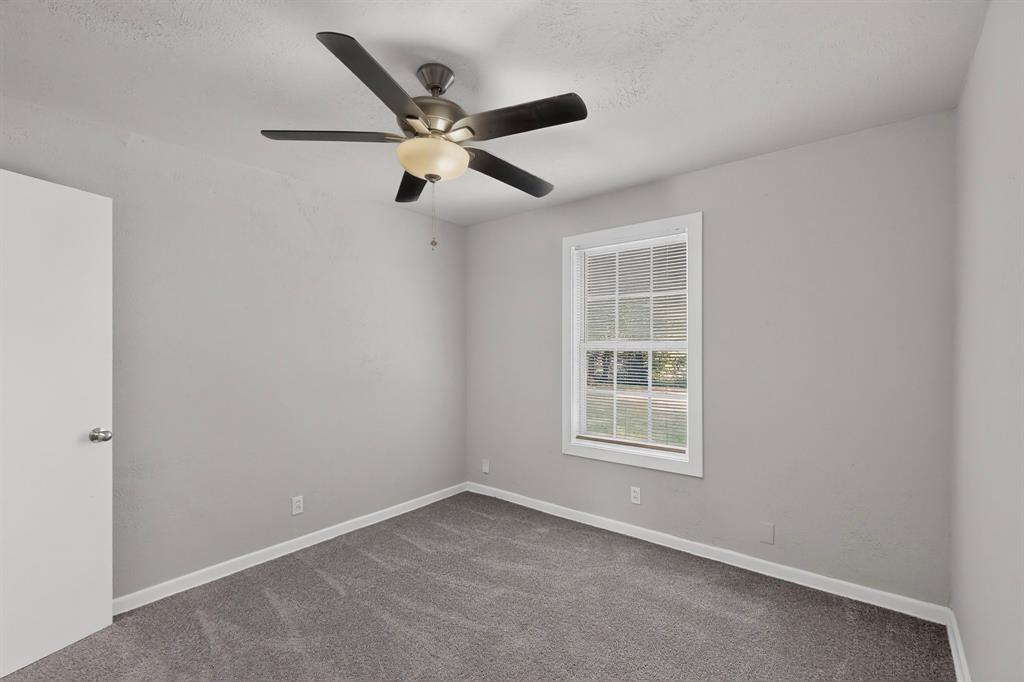 5573 Burton Avenue Property Photo 21