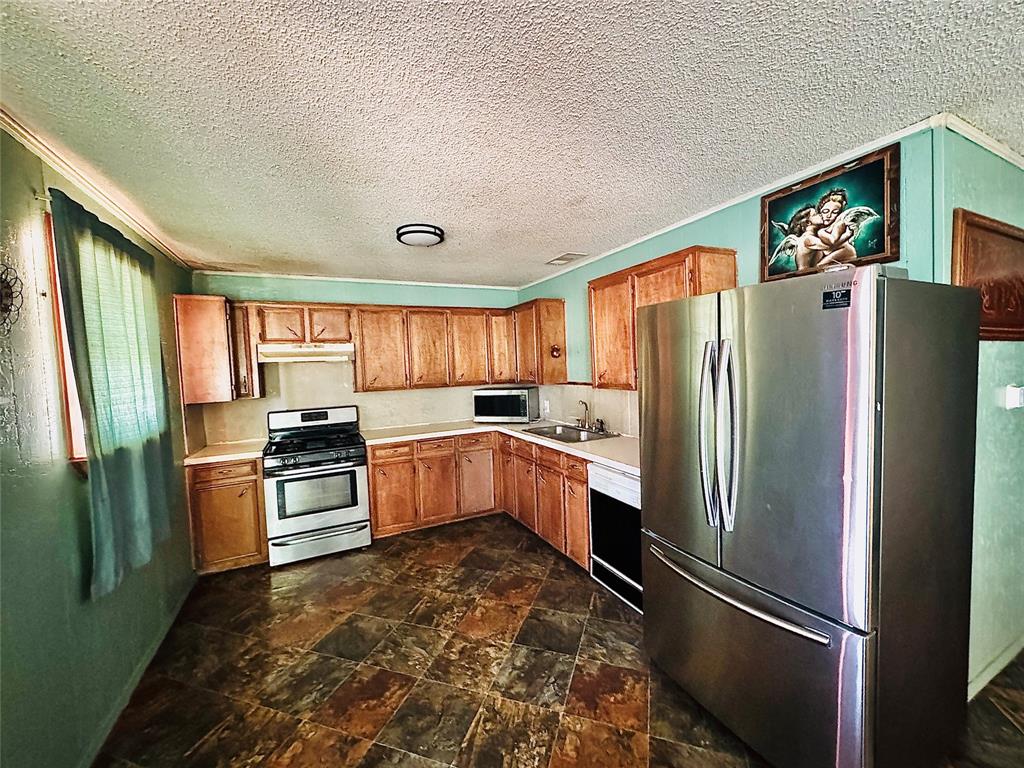 238 S 8th Street Property Photo 4
