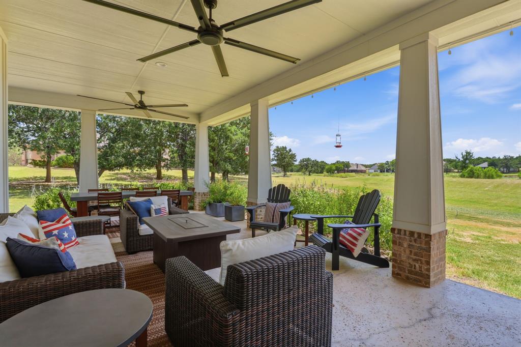 533 S Sugartree Drive Property Photo 32