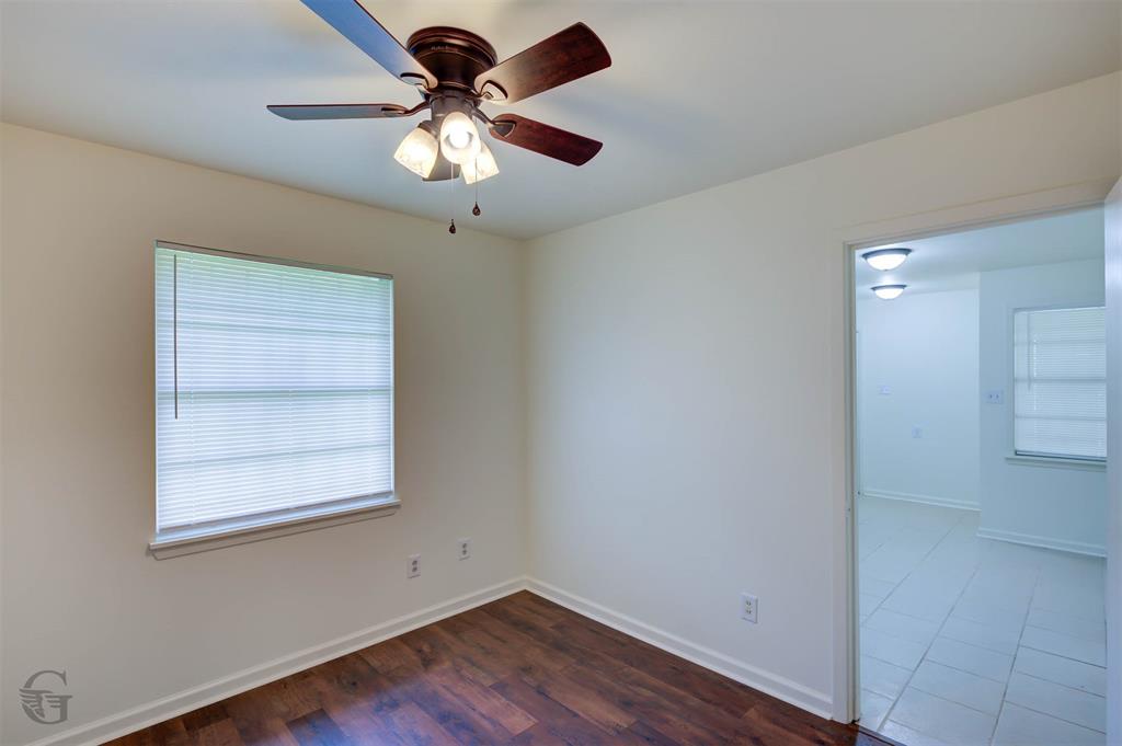 3413 Fernwood Lane Property Photo 12