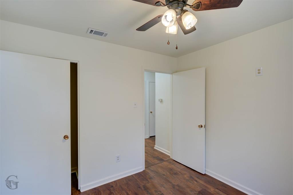 3413 Fernwood Lane Property Photo 13