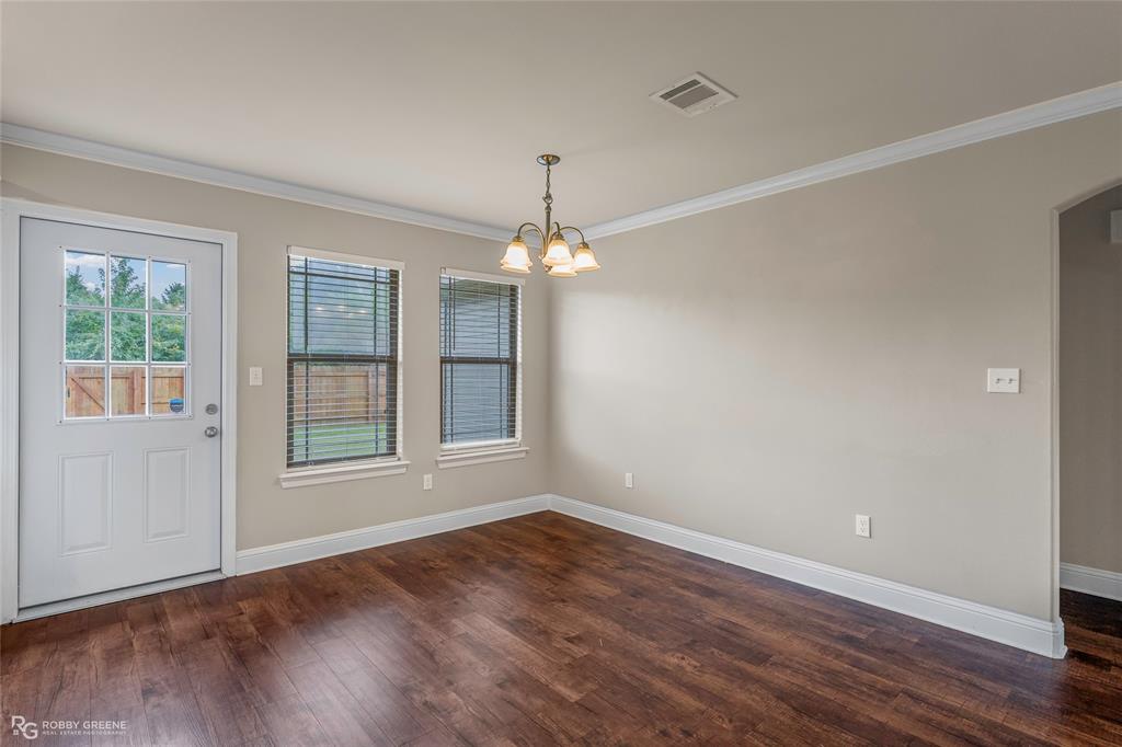 520 Big Red Circle Property Photo 3