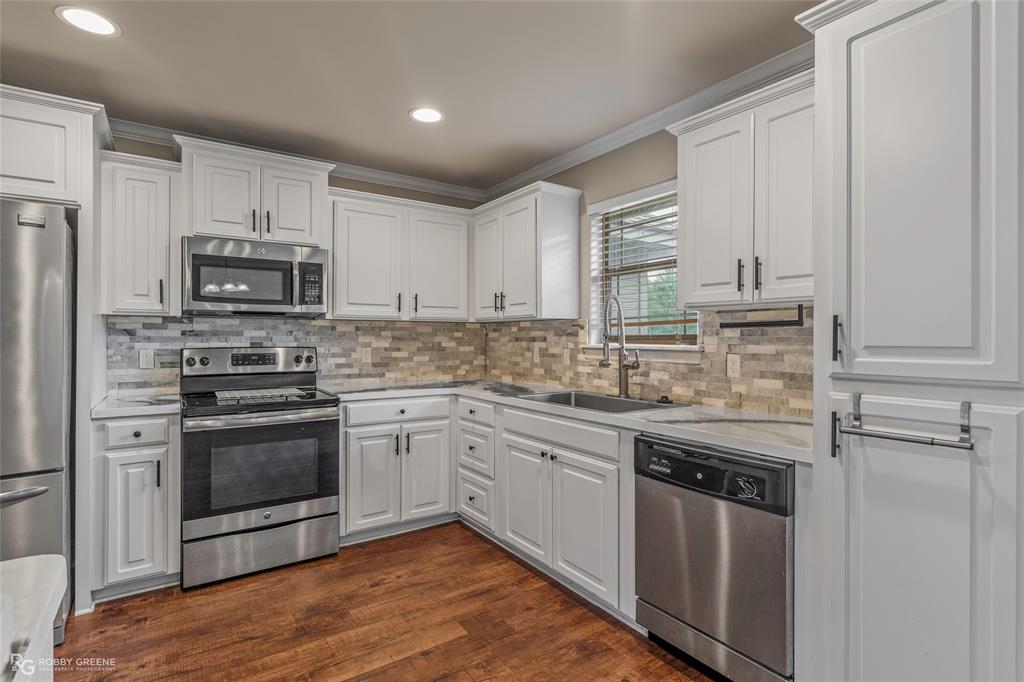 520 Big Red Circle Property Photo 6