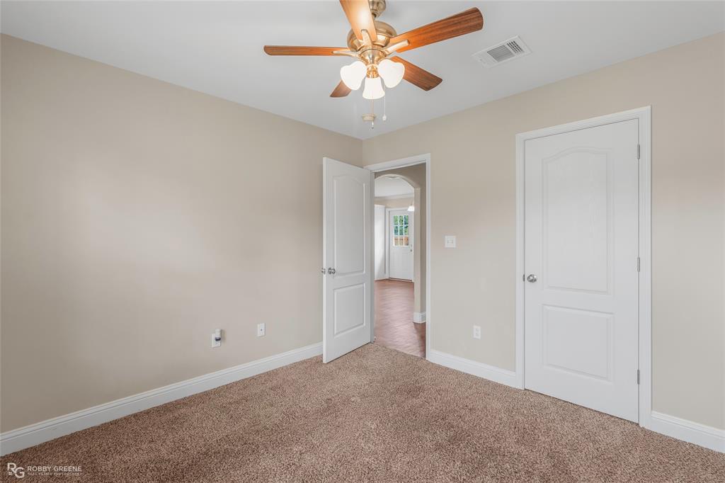 520 Big Red Circle Property Photo 16