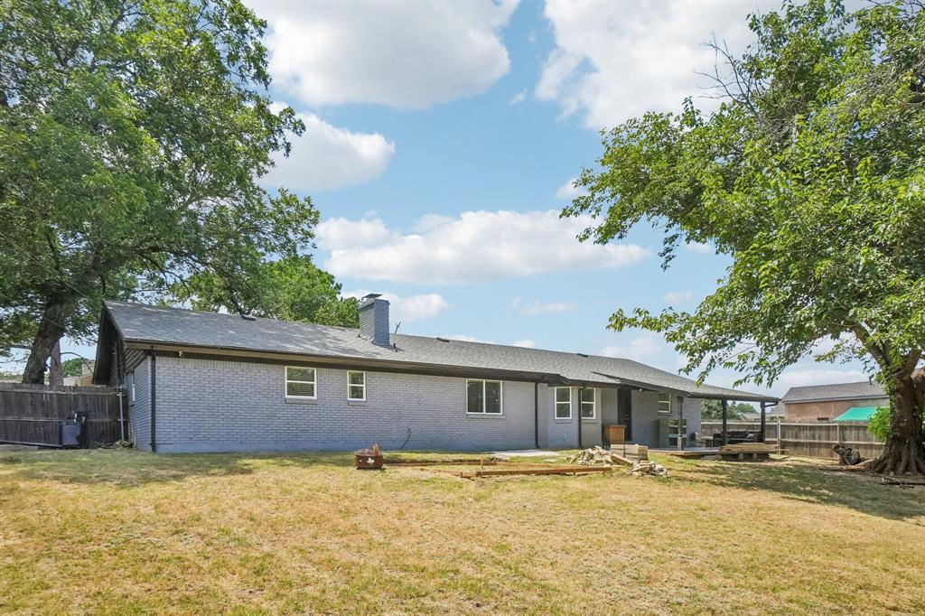 1224 Trailwood Drive Property Photo 33