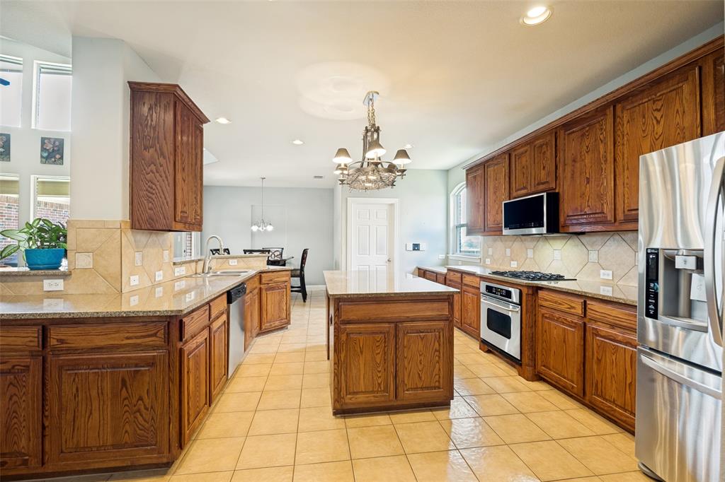 1724 Teakwood Drive Property Photo 6