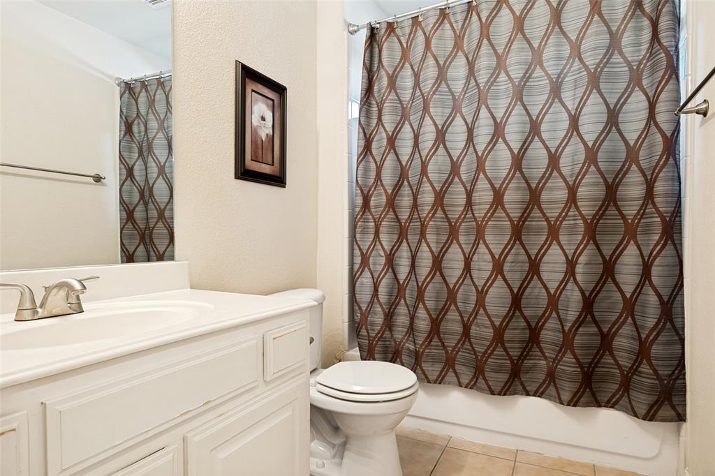 1724 Teakwood Drive Property Photo 15