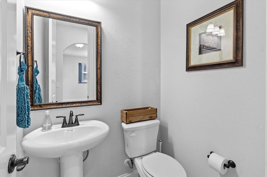 2200 Simpson Lane Property Photo 6