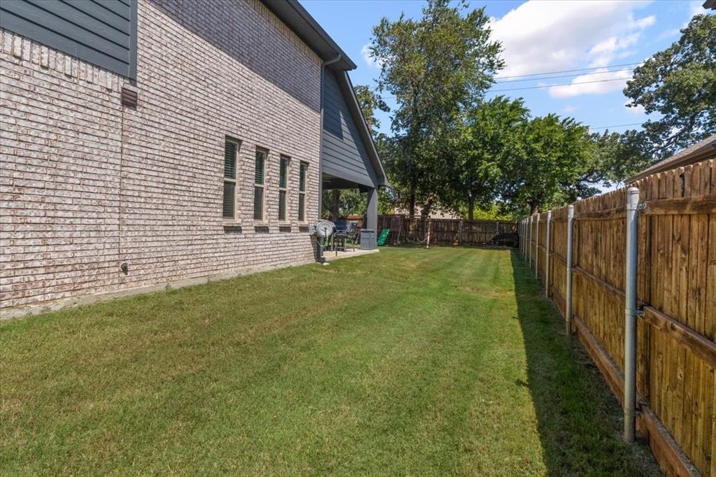 2200 Simpson Lane Property Photo 34