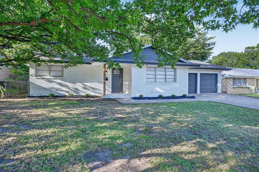 7516 S College Circle Property Photo 1