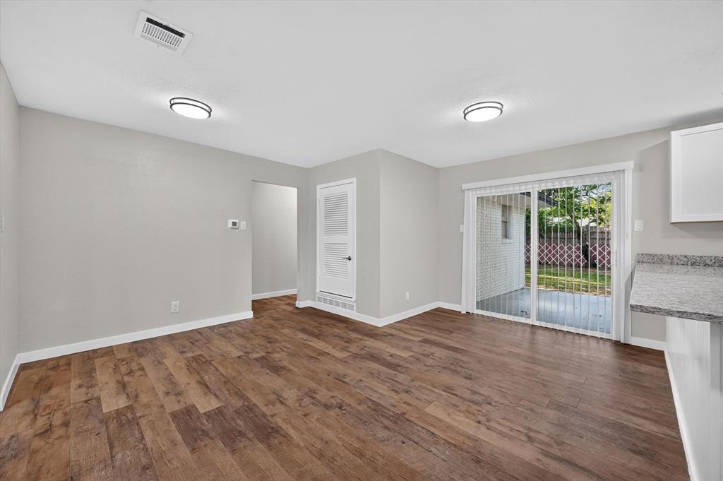 7516 S College Circle Property Photo 11