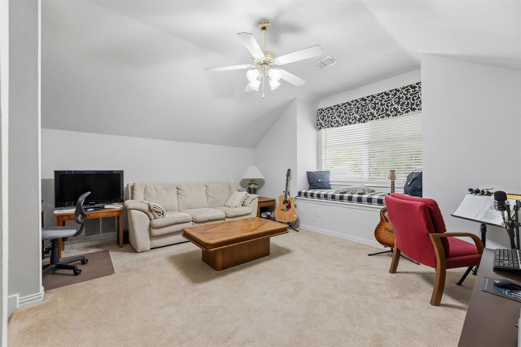 920 Cascade Drive Property Photo 35