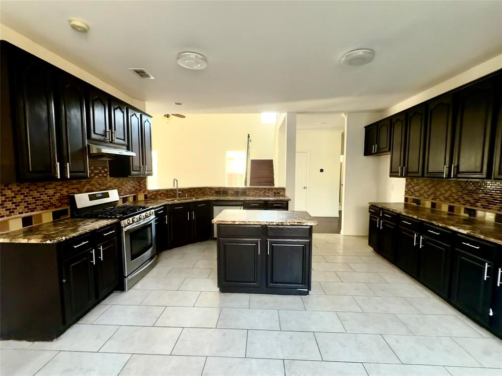 9101 Floyd Drive Property Photo 11