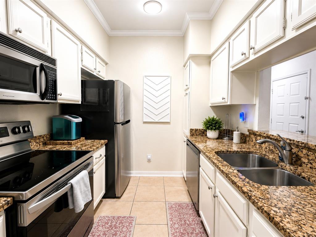 3257 Donnelly Circle 604 Property Photo 7