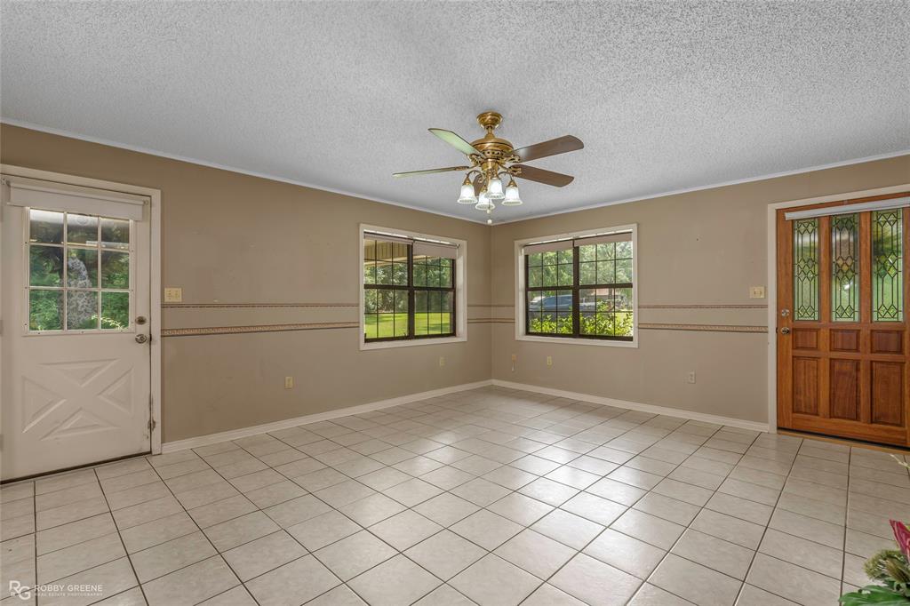 233 Allen Drive Property Photo 5