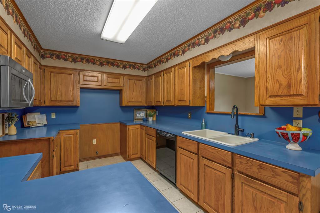 233 Allen Drive Property Photo 7