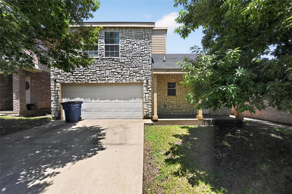 226 Cliff Heights Circle Property Photo 1