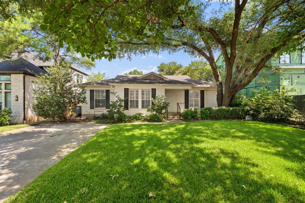 3881 Gaspar Drive Property Photo 1