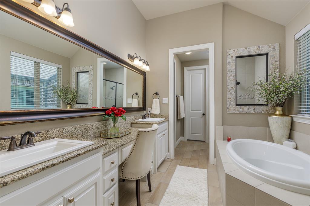 912 Snyder Drive Property Photo 12
