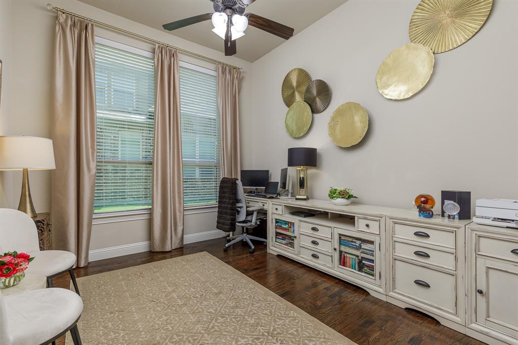 912 Snyder Drive Property Photo 16