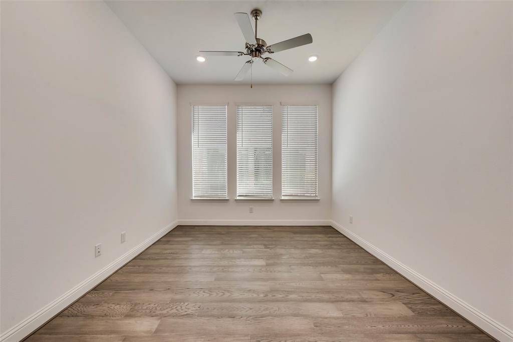 306 Dove Falls Drive Property Photo 29