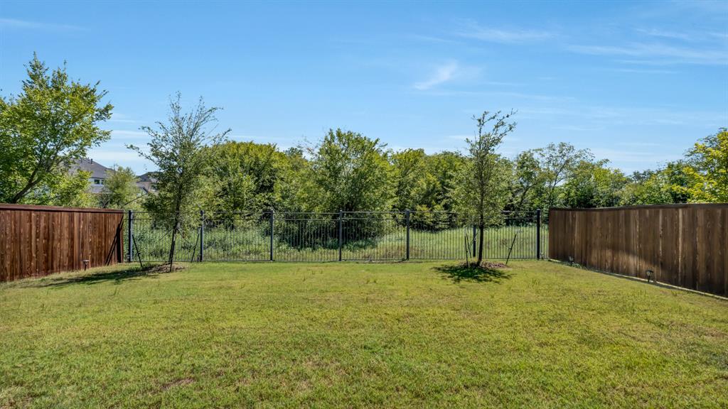 306 Dove Falls Drive Property Photo 33