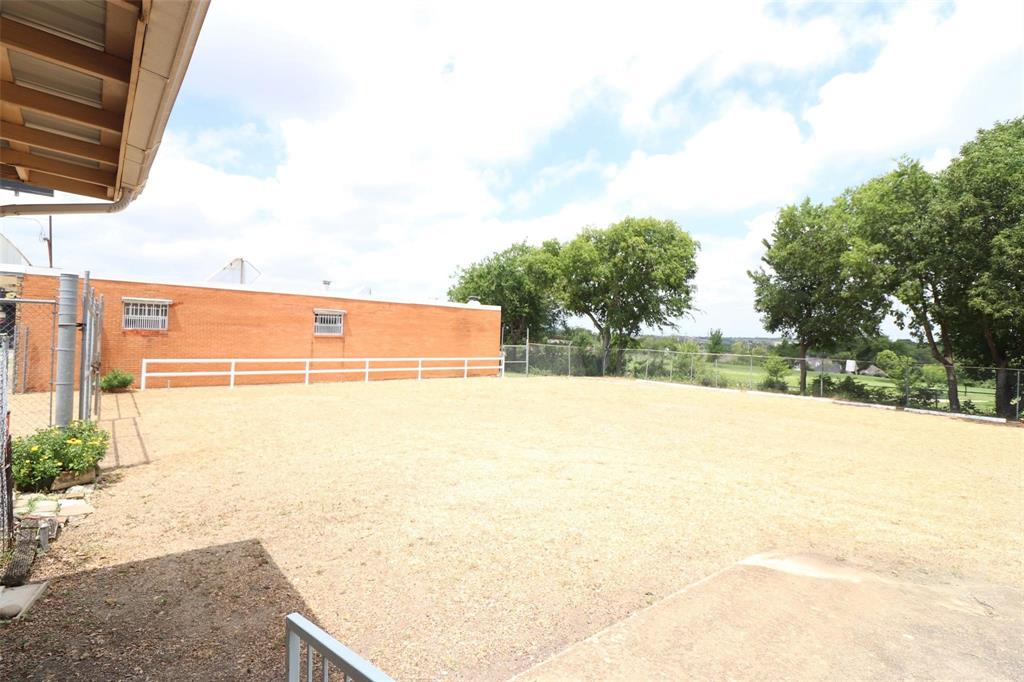 8039 Ferguson Road Property Photo 16