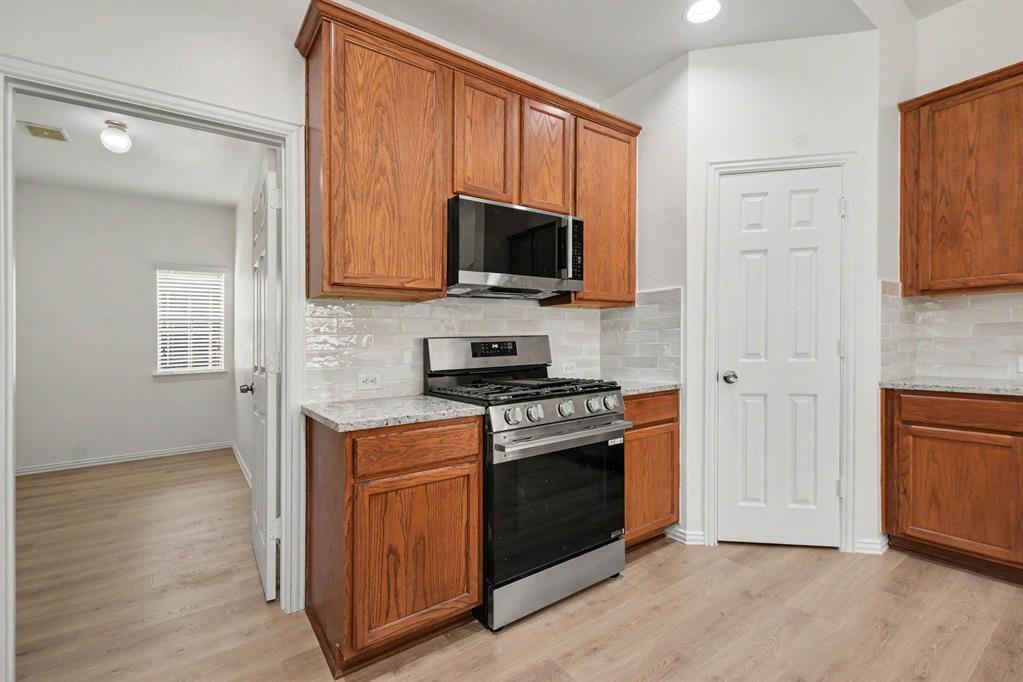 6017 Apache Drive Property Photo 4