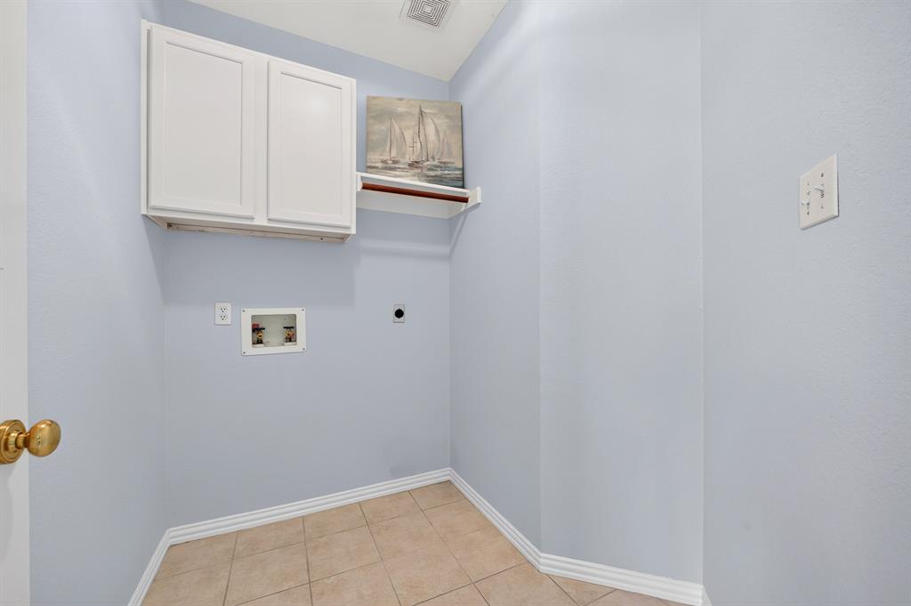 7325 Avalon Drive Property Photo 19