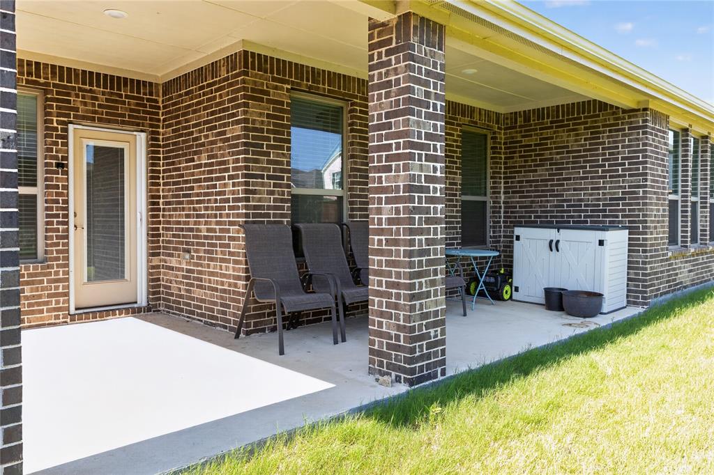 300 Breeds Hill Road Property Photo 33