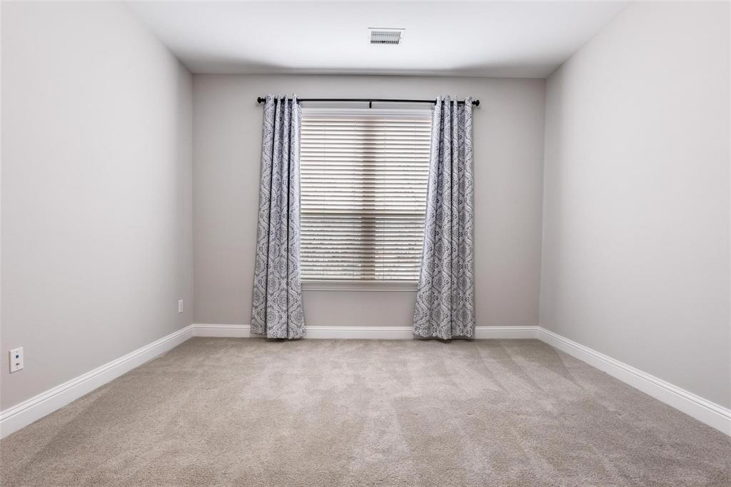 869 Rohan Drive Property Photo 18
