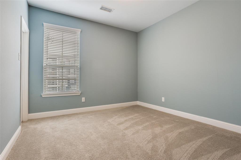 869 Rohan Drive Property Photo 20