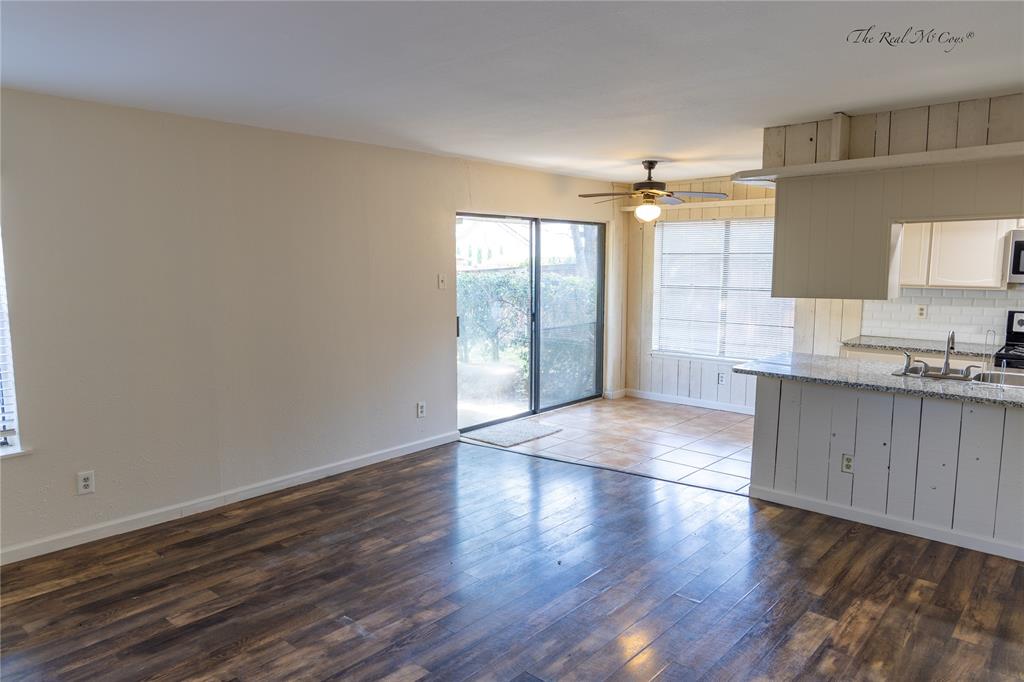 3101 Raintree Drive Property Photo 5
