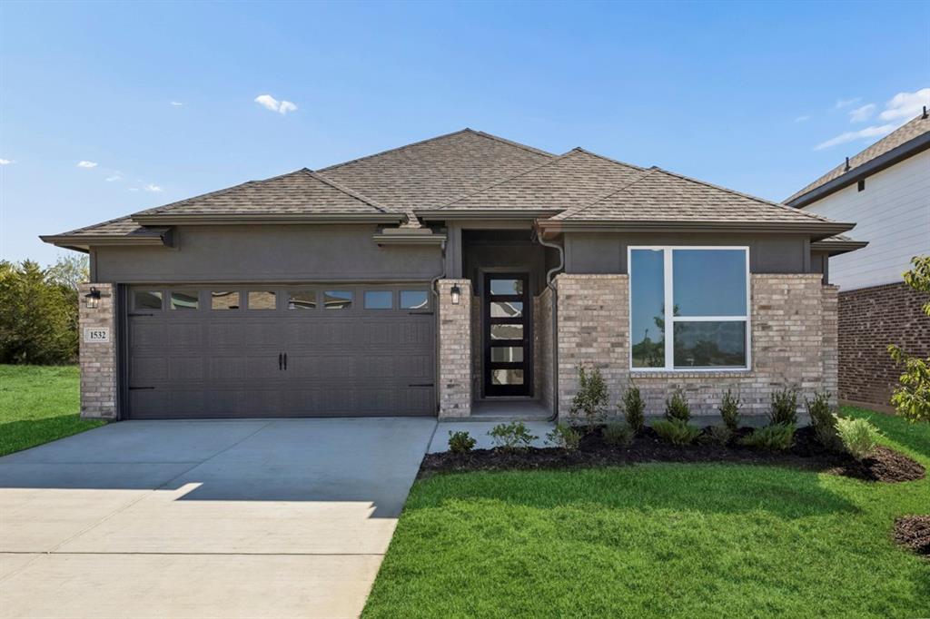 1532 Oakdale Drive Property Photo 1