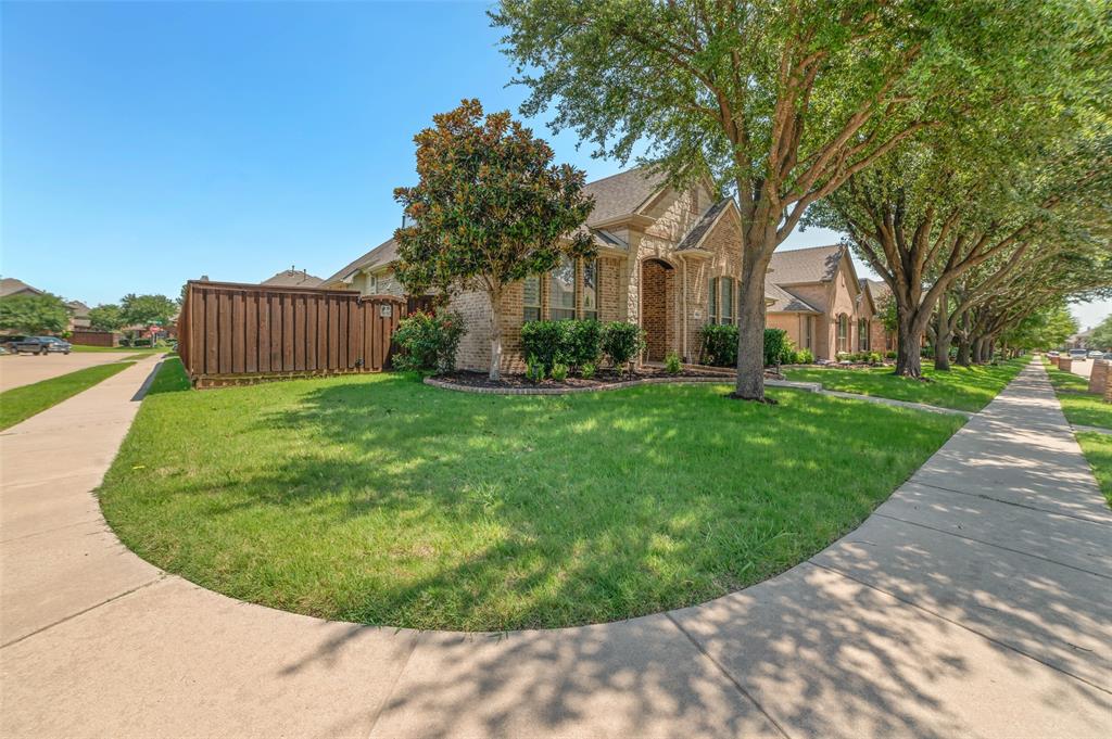 964 Cougar Drive Property Photo 1